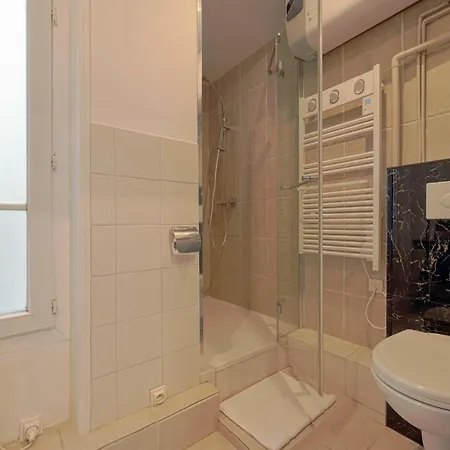 Apartment Modern Near The Eiffel Tower Paris